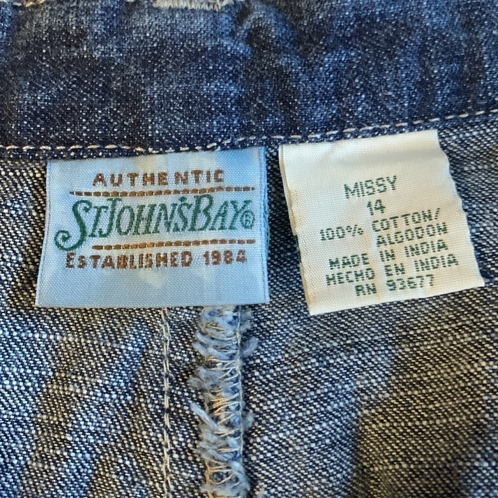 CUTE Denim Skirt St John’s Bay EUC - Picture 2 of 2